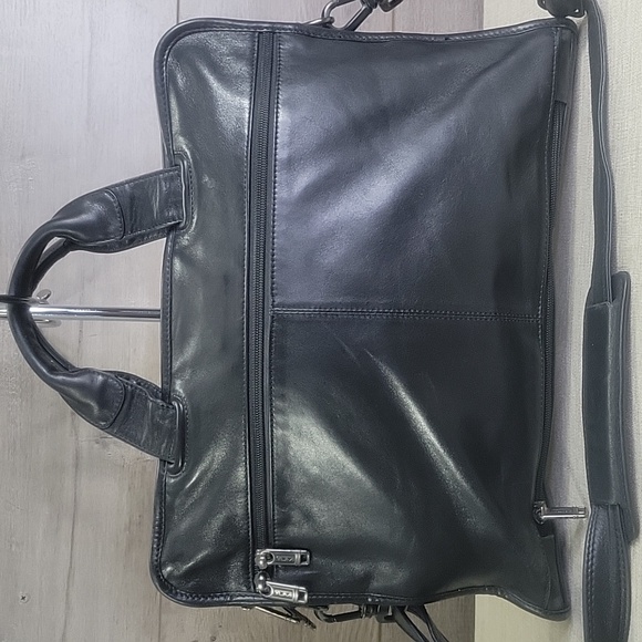 Tumi Black Leather Portfolio Briefcase Crossbody Messenger Bag - Picture 4 of 14